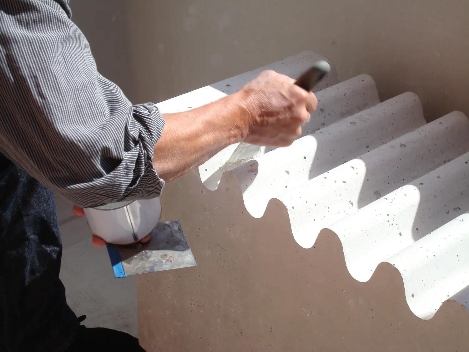 Concrete surface finishing