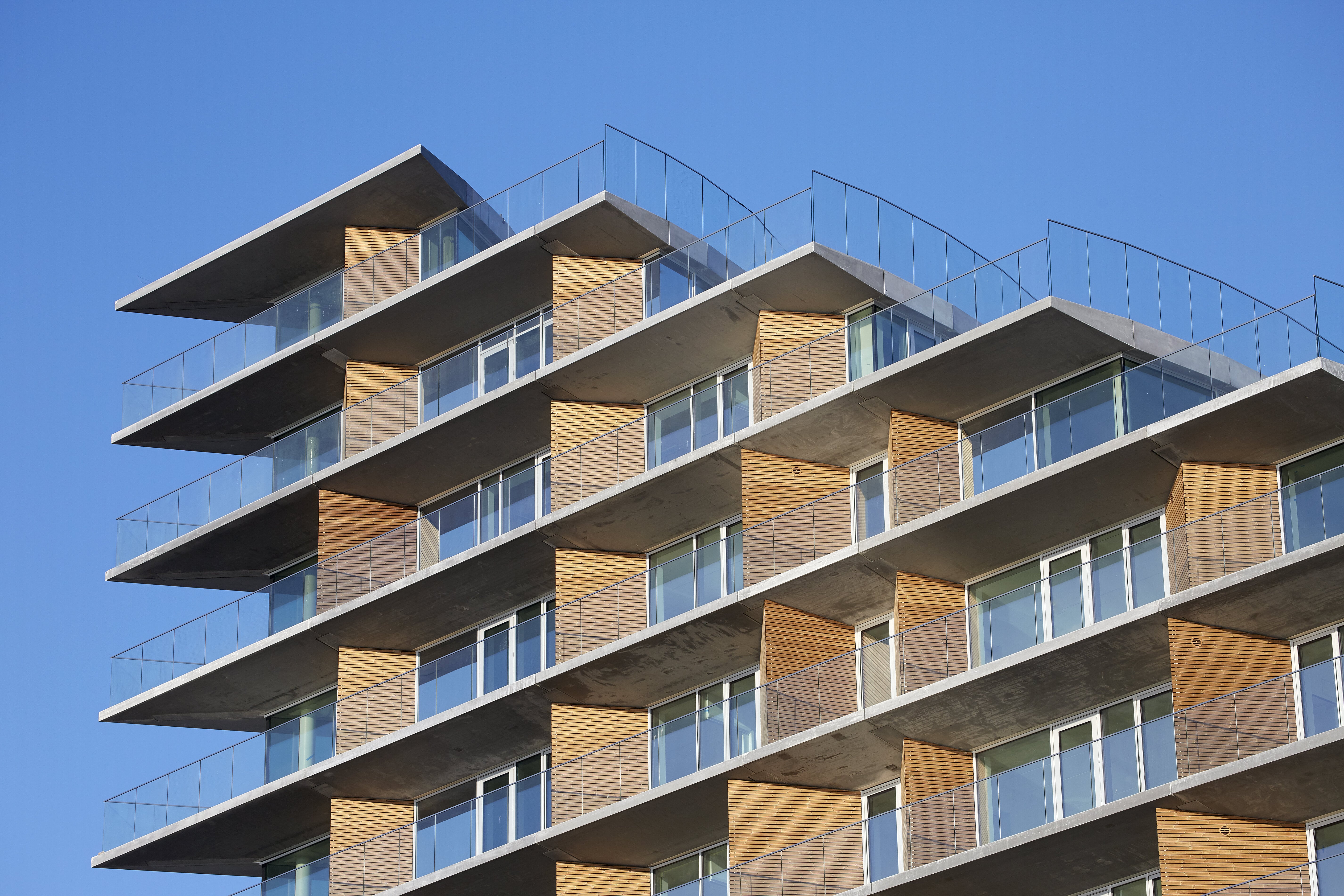 High Performance Conding Experts in Ultra High Performance Concrete / Hi-Con ApS