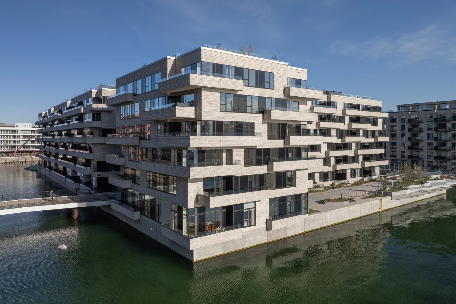 Side view of Kronløbsøen